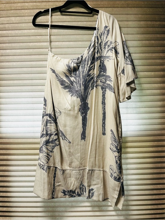 Anthropologie Dresses & Skirts - Anthropologie One-Shoulder Palm Print Dress in Cream and Gray